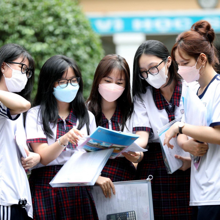 Hơn 150 trường đã công bố điểm sàn xét tuyển 2025 – Có ngành chạm mốc 50 điểm!
